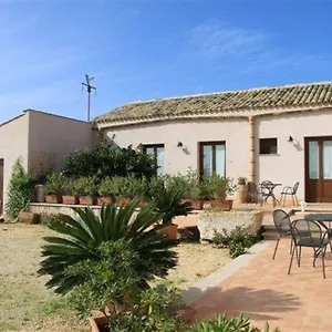Baglio Donna Santa Farm stay