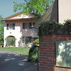 https://locanda-dei-cinque-cerri.emilia-romagnahotels.net